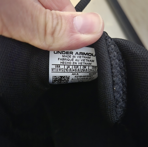 Under Armour Lockdown 6 Basketball Running Shoe, Size M 11.5/ W 13 - Picture 5 of 8